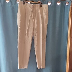 Haggar Men's Classic Beige Dress Pants